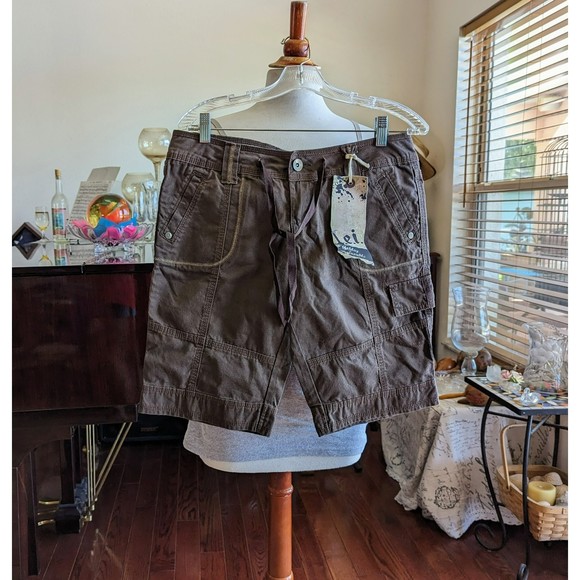 NWT L.E.I. Ashley Trouble Capris Sz 9 - Picture 8 of 13